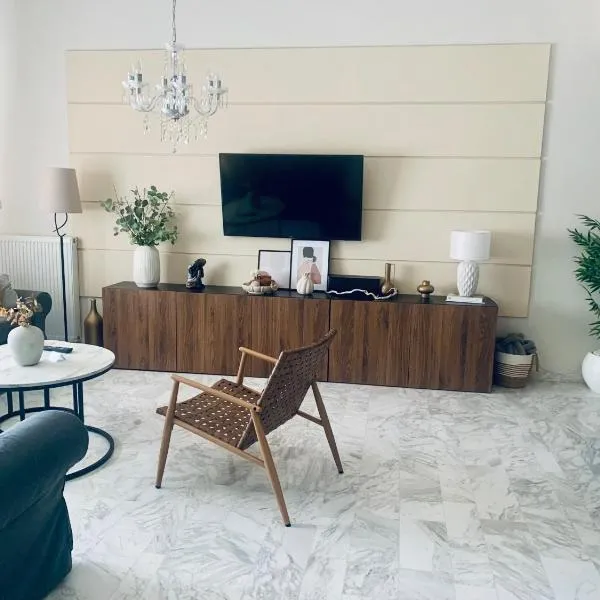 Christos House, hotel a Afantou