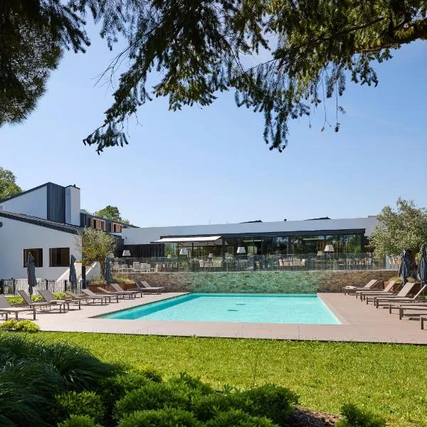 Hôtel Parc du Landreau, hotel di Les Herbiers