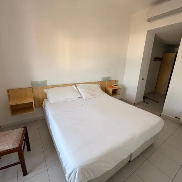 Hotel Miramare, hotel en Pietra Ligure