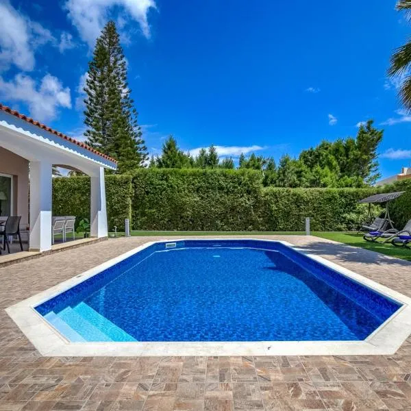 Bungalow Casa Bella by Ezoria Villas, hotel i Coral Bay