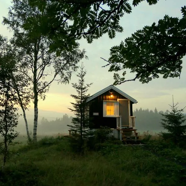 Camping cottages in nature Shared toilet and shower, hotel sa Velfjord