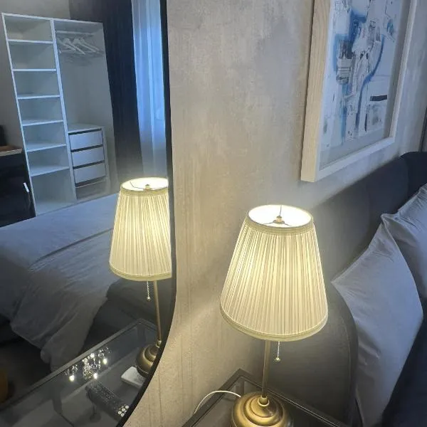Ema's double bedroom, hotel in Umag