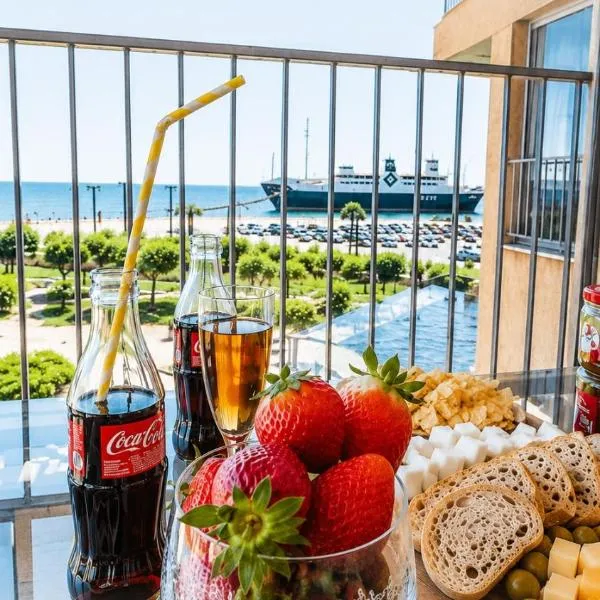 Le Lydia - Duplex - Vue Mer - Accès direct Plage - Parking - Barbecue, hótel í Le Barcarès