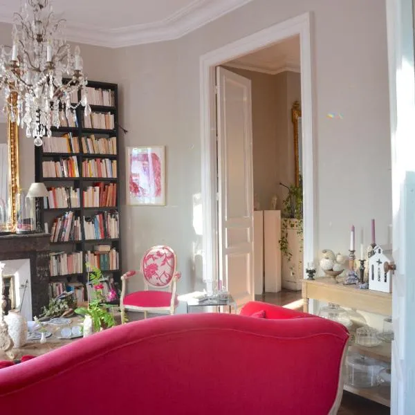 la maison, chambre d'hôtes de charme et atelier d'artiste, Libourne saint Emilion, hotel a Libourne