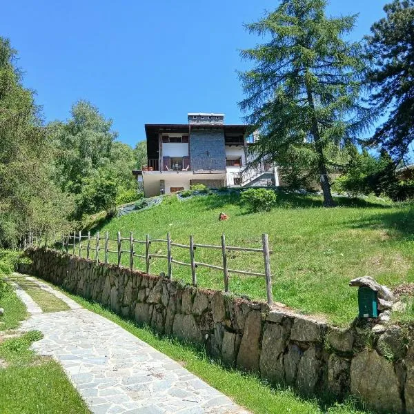 il larice d' oro, hótel í Sueglio