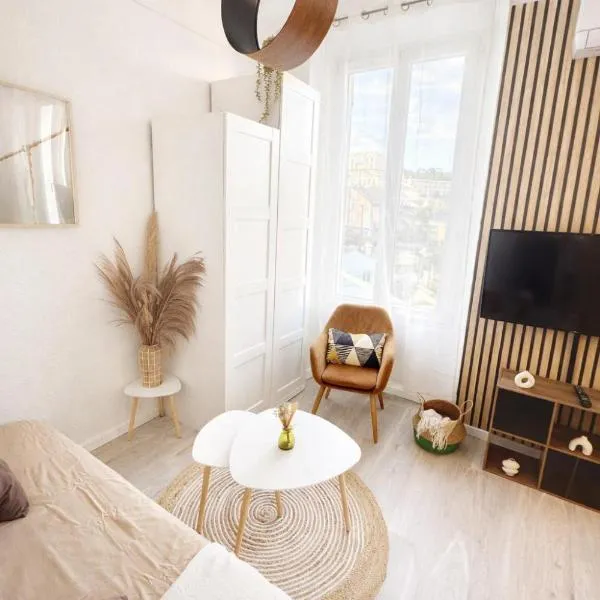 Cozy studio Hyères centre, hotel i Hyères