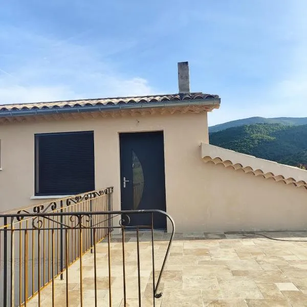Gite Aubanel' Drôme Provencale – hotel w mieście Saint-Auban-sur-lʼOuvèze