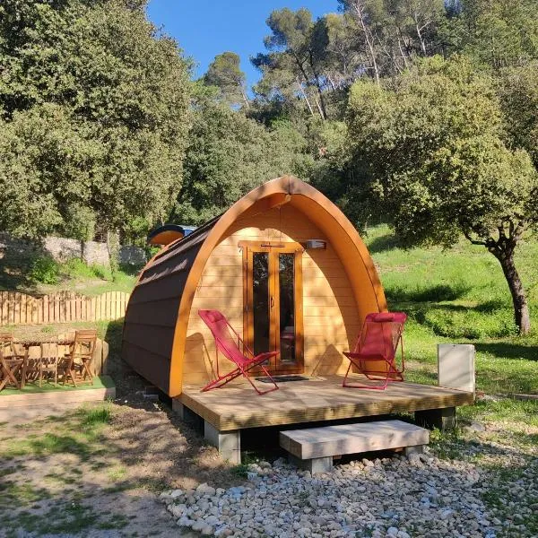 Viesnīca Hébergements Insolites Camping la Pinède des Mées pilsētā Les Mées