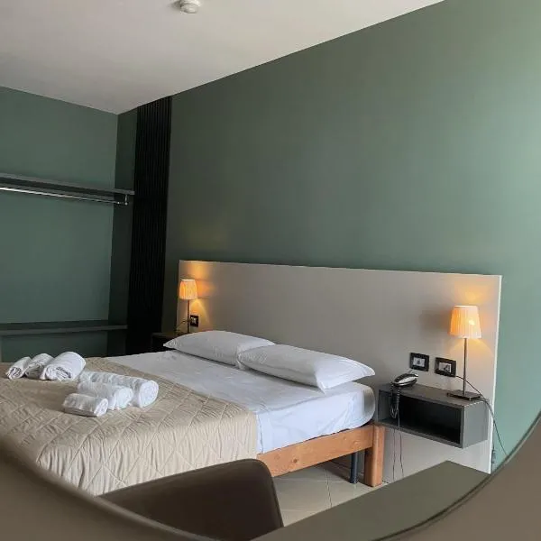 Hotel Futuro, hotel v destinaci Aversa