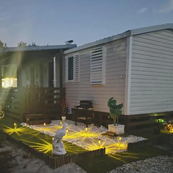 Bungalow T3 Cantinho do Sossego da Família AFA: Burinhosa'da bir otel
