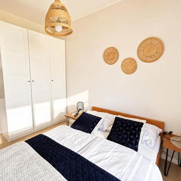 Apartament BorMik, 150m od plaży, basen – hotel w Sianożętach