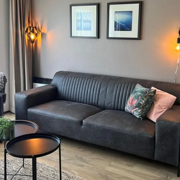 Appartement Ut & Thus, Resort Amelander Kaap, hotel u gradu Holum