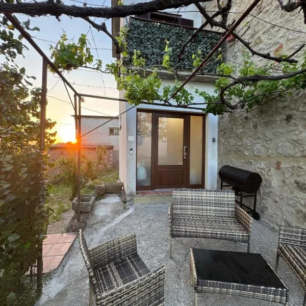 Casa Bella Vita - Tuscan Escape - Private Terrace, hotelli kohteessa Roccastrada