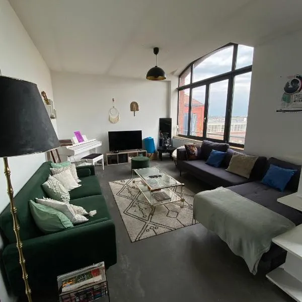 appartement industriel lumineux à louer, viešbutis mieste Turkuenas