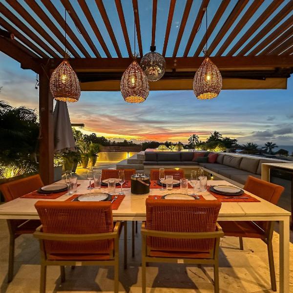 Vila privativa com vista para o mar, rooftop e chalé