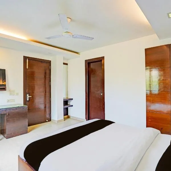 Townhouse Le Grand, отель в Нью-Дели