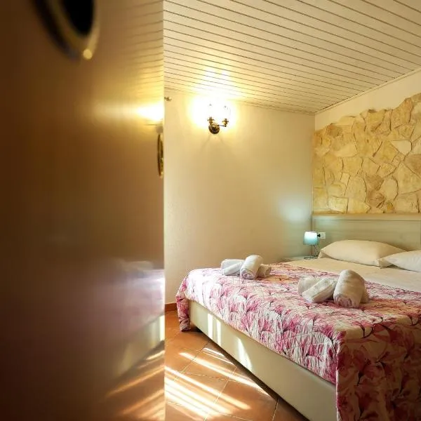 VILLA MARIA ELENA Charme Rooms sul mare, Hotel in Capo Vaticano