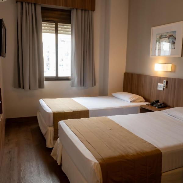 Hotel Continental Business - 200 metros do Complexo Hospitalar Santa Casa