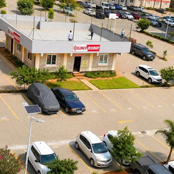 Bright Cozy 2BR in King Serenity Estate WiFi, Parking Mini Mart, hotel di Ongata Rongai 