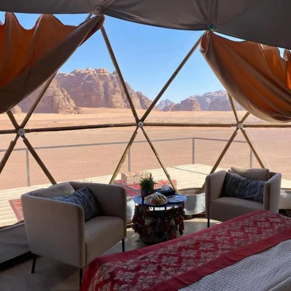 Rum Lara Luxury Camp, מלון בDisah