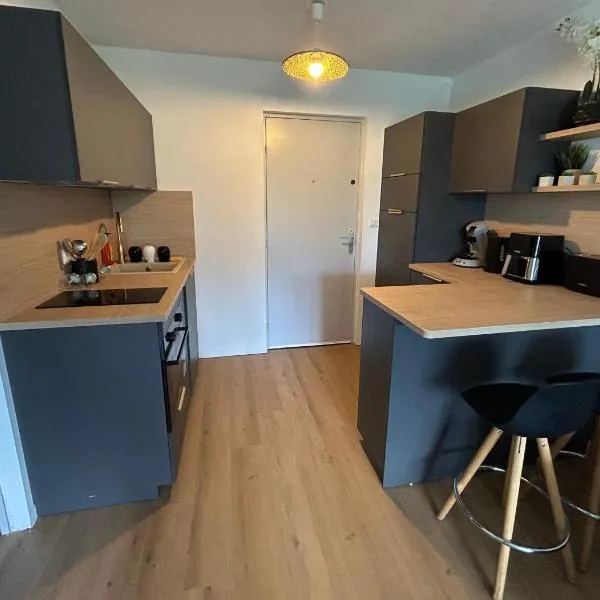 Magnifique appartement à Fréjus, hotel din Fréjus