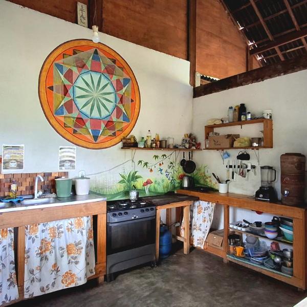 Kombi Hostel Camping - Foto 4