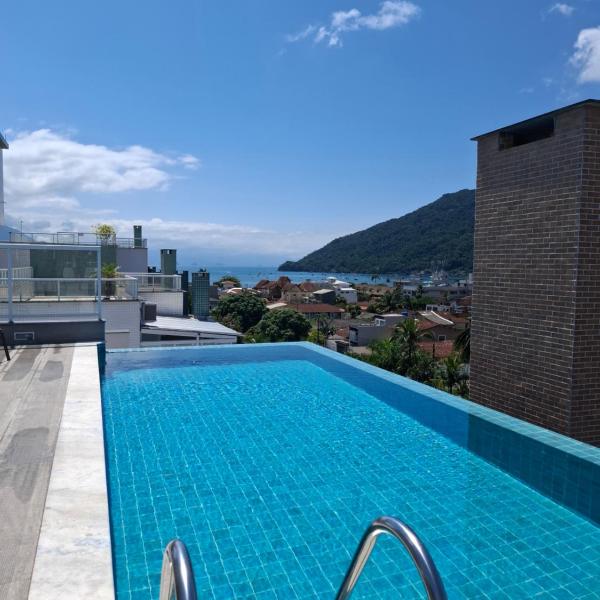 Luxuoso Apartamento Itaguá, próximo a orla , churrasqueira na varanda com piscina, Garagem interna, Wi-Fi, Ar condicionado