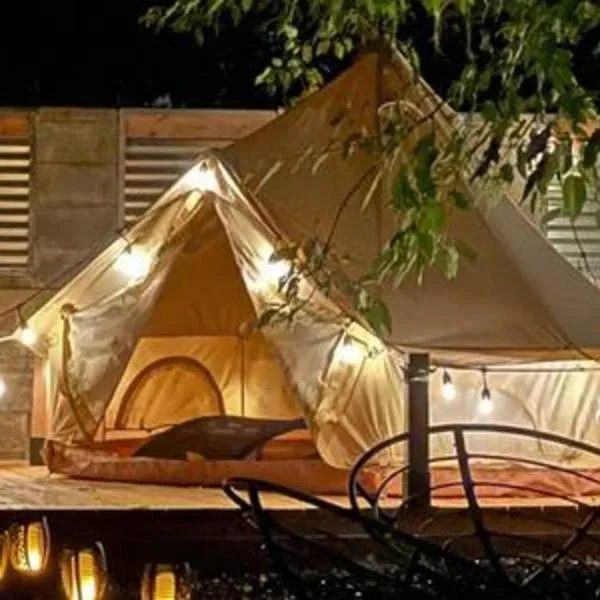 3 Bedroom Oasis Near Zion Pets Free by Utah Tech, Hotel in St. George