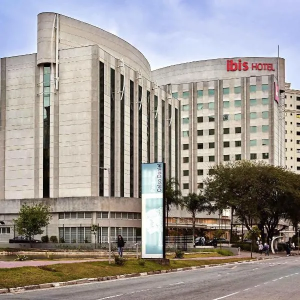 Viesnīca ibis Santo Andre pilsētā Santuandrē
