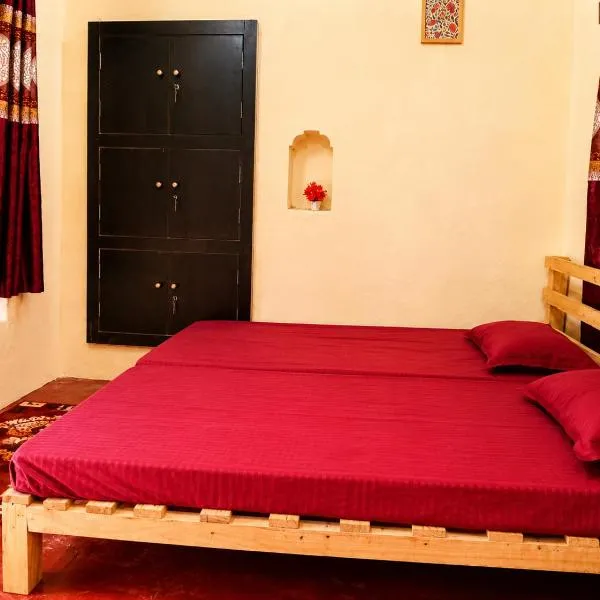 Shiva Roamer Hub Dormitory