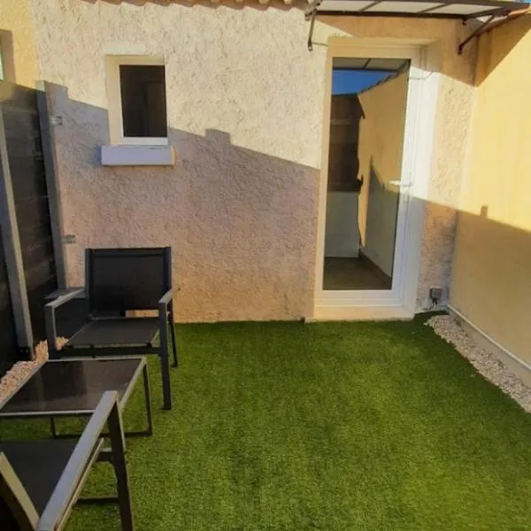 Cozy house, hotel a Valensole