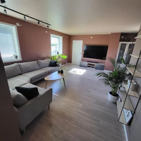 Local home apartment in Stavanger โรงแรมในสตาวังเงร์