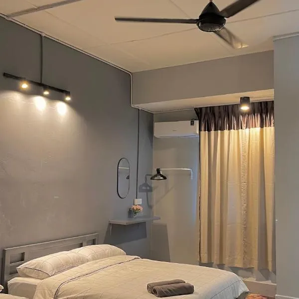 Roomah Ipoh En-suite attached-Bath R2, hotel in Ipoh