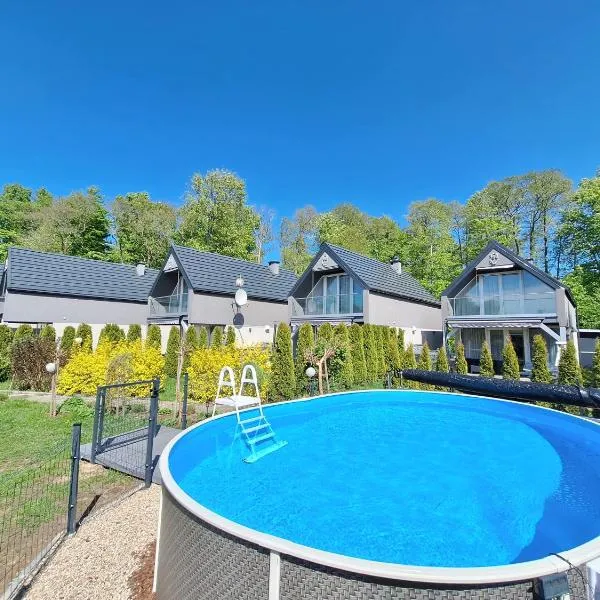 Sowi Kąt - Domki z Baliami oraz Tradycyjne, Hotel in Lubiatowo