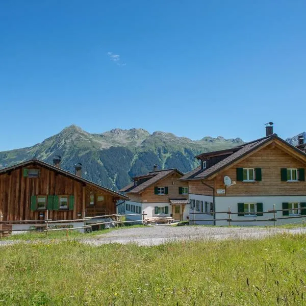 Ferienhäuser Tschofen Garfrescha, hotel v destinaci Sankt Gallenkirch
