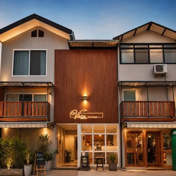 Vlodge House, hotel i Chiang Mai