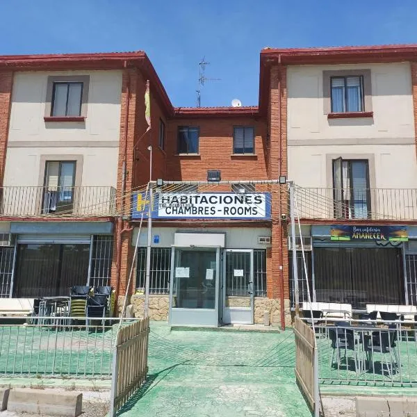 Hostal Amanecer: Fuentebureba şehrinde bir otel