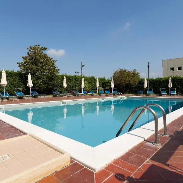 Novotel Caserta Sud โรงแรมในกาแซร์ตา