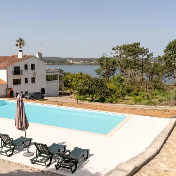 Alojamento Local Monte Horeb، فندق في Nadadouro