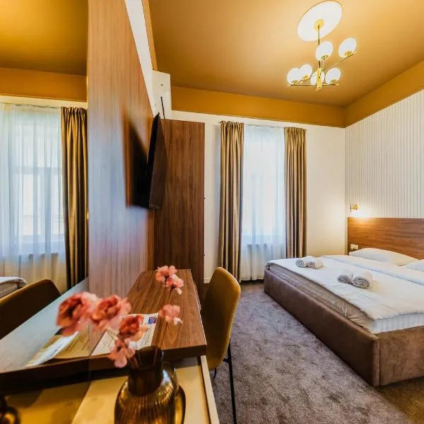 BOUL ROSU RESIDENCE free private parking、アラドのホテル