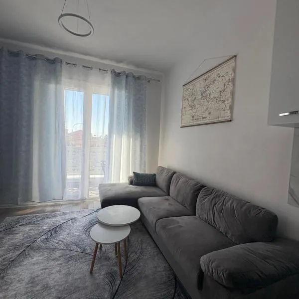 ARMAS Stay, hotel a Kamëz