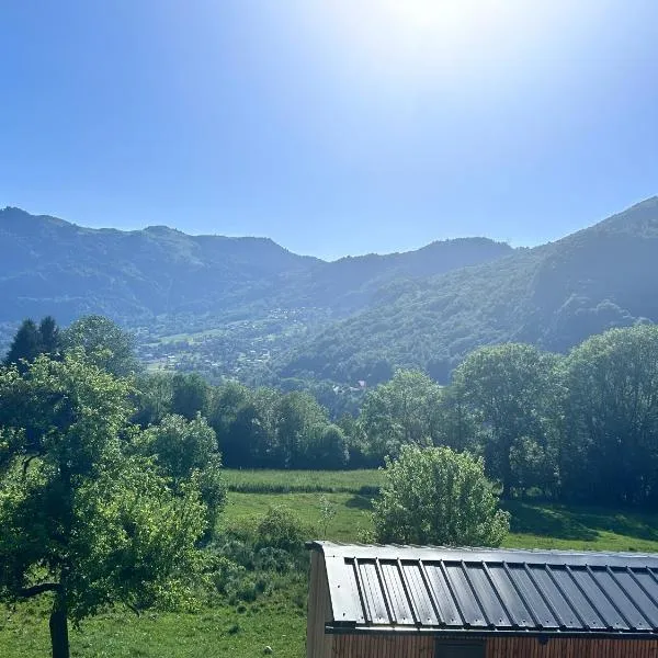 Chalet Tiny & Campagne, hotell i Onnion
