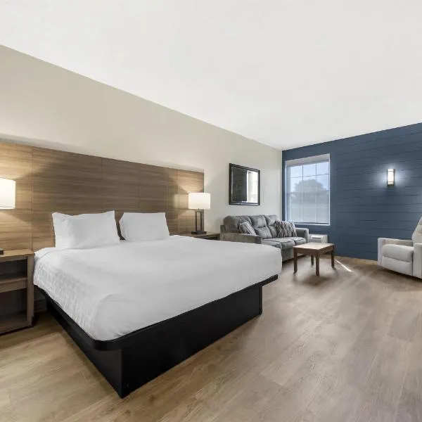 Viesnīca Best Western PLUS Revere Inn & Suites pilsētā Paradise