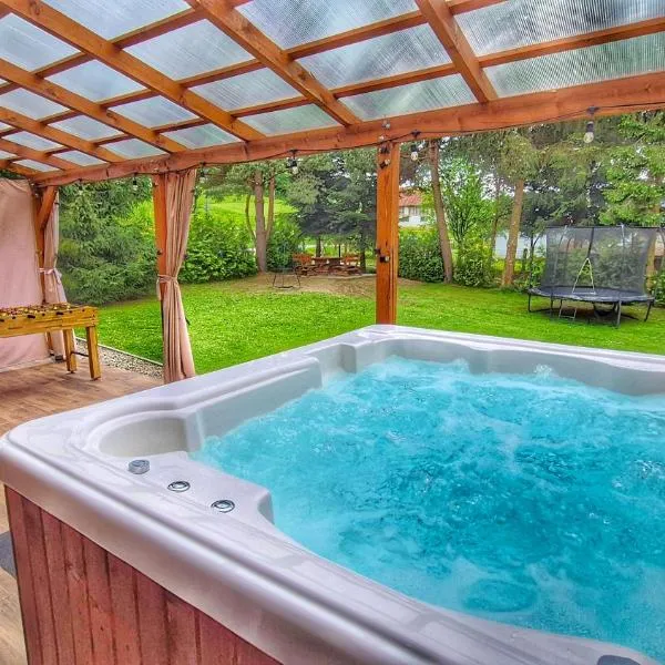 Urocza Kryjówka ze SPA, hotel a Lesko