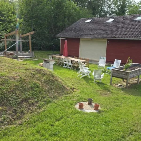 Chalet & étang privé - Longny-au-Perche, hotel La Patrie városában