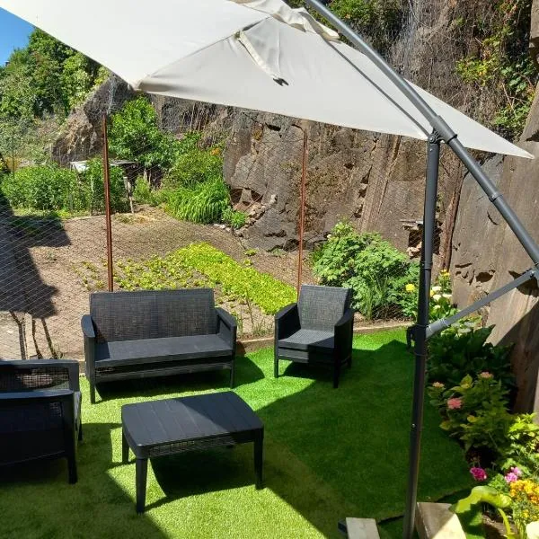 Appartamento Rondine, hotel in Faver