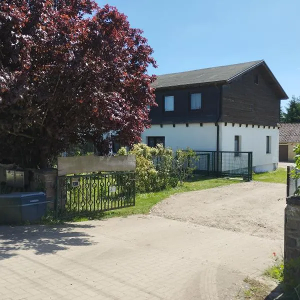 Ferienhaus Feldbrise, hotel en Gottesgabe