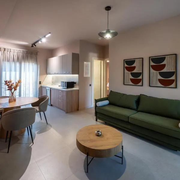 Kastro Hill Villas - Apartments close to Lefkada, hotel in Plagiá