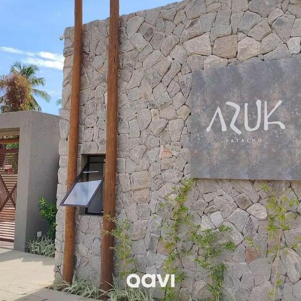 Azuk Praia do Patacho by QAVI