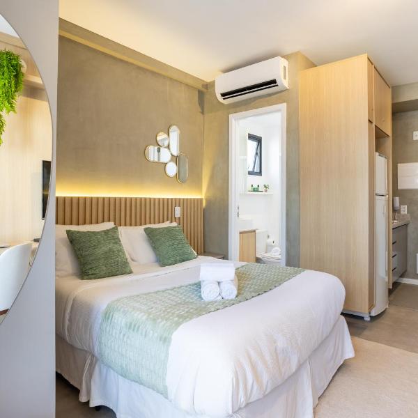 Studio completo em Pinheiros, Self check-in 24h, Internet rápida